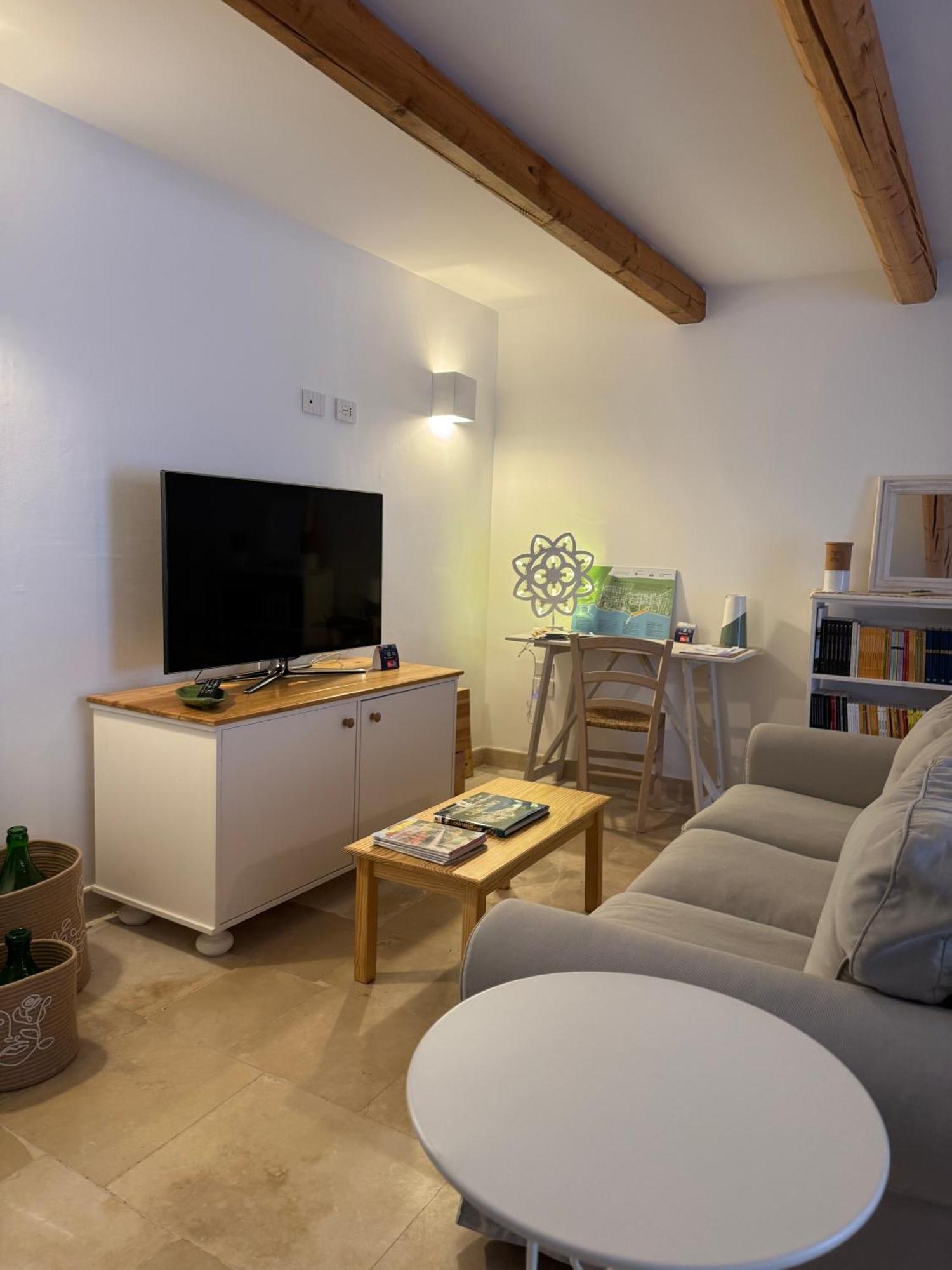 A Casa Del Console Apartment Manfredonia Exterior photo